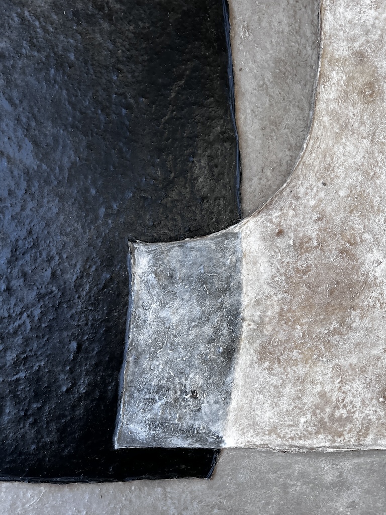 'Come a little closer' - Image 3
